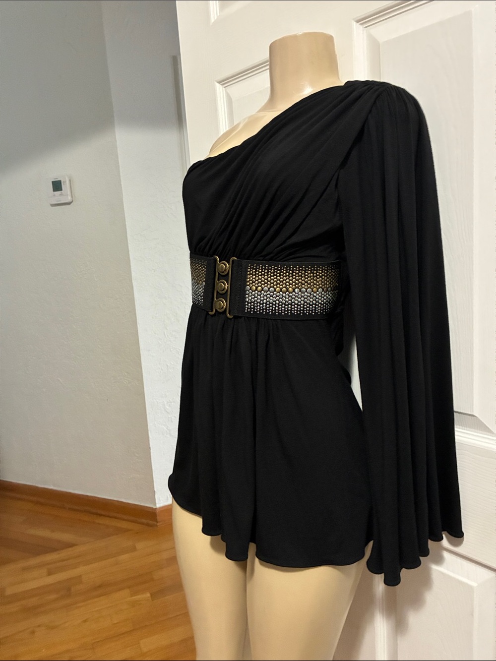 Sky One-Shoulder Black Blouse with Embellished Belt dress - Picture 13 of 17